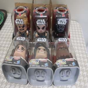LOT 214 - Star Wars Mighty Muggs