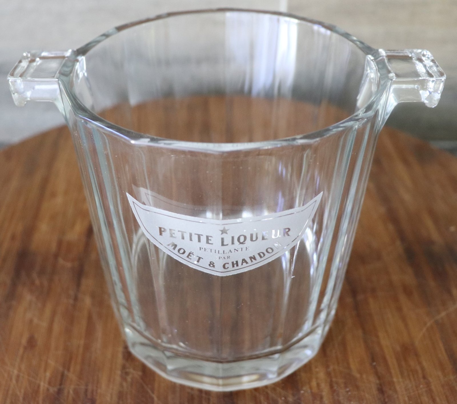 LOT 16 - Vintage Moët & Chandon “Petite Liqueur” Glass Ice Bucket