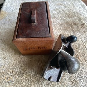 LOT 027 - Vintage Wooden Moulding Plane No. 110 ENG Made in England