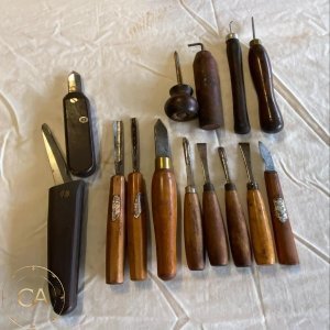LOT 11 - Vintage Woodworking & Carving Tool Collection
