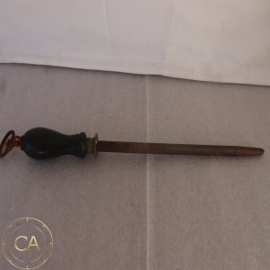 LOT 173 - Old Butchers Sharpening Steel