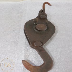 Vintage Iron Pulley Hook (25 cm)