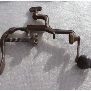 Lot 0235 - Antique Adjustable Clamp with Weighted Handle (image 1)