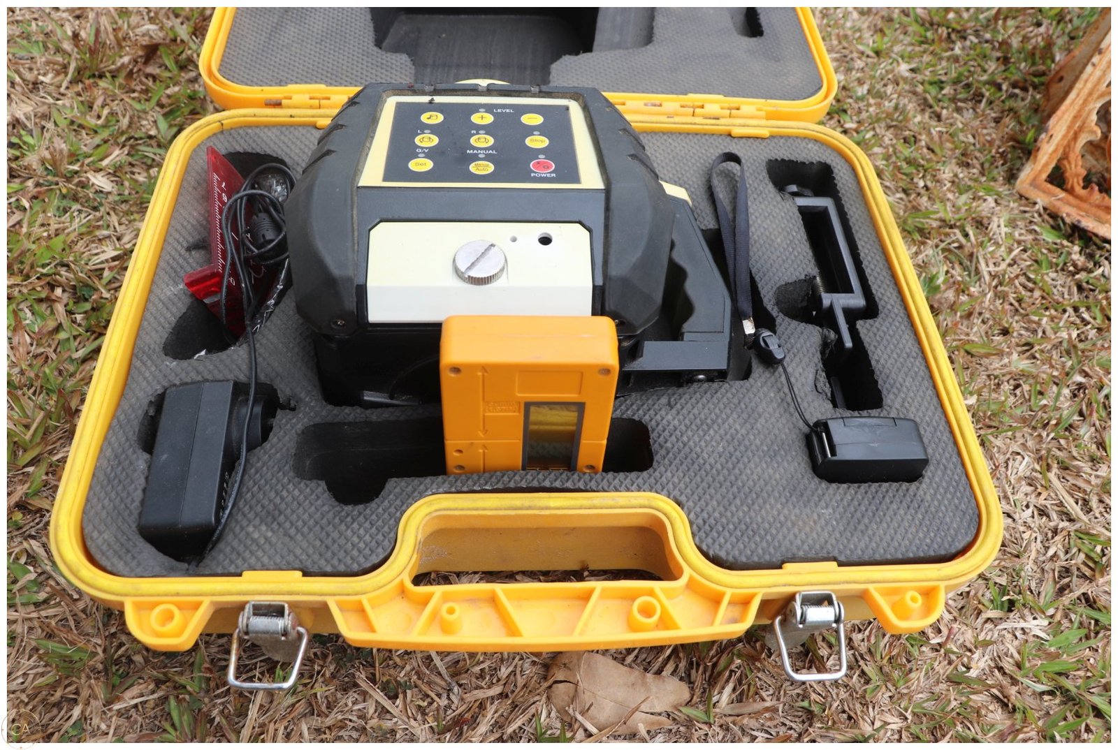 Lot 0252 - Rotary Laser Level Kit in Hard Case (image 2)