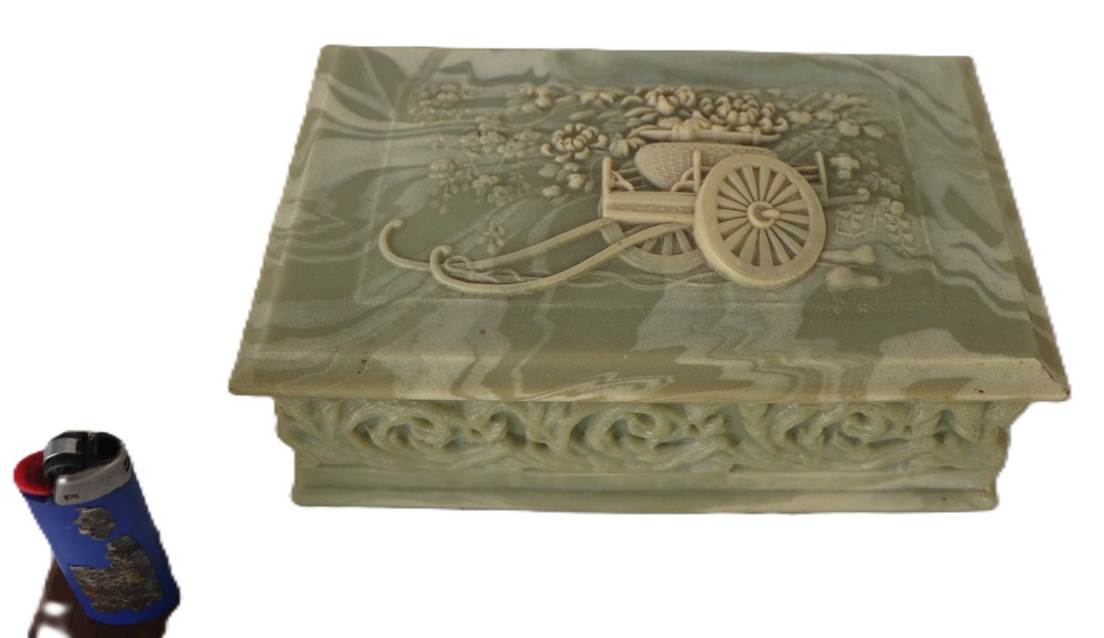 LOT 246 - Marbled Green Jewellery Box with Cart Relief Lid - Image 2