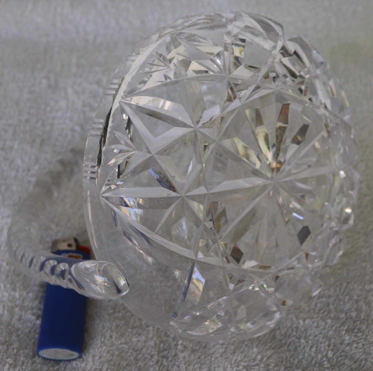 LOT 215 - Cut Crystal Round Basket Dish with Handle - Image 2