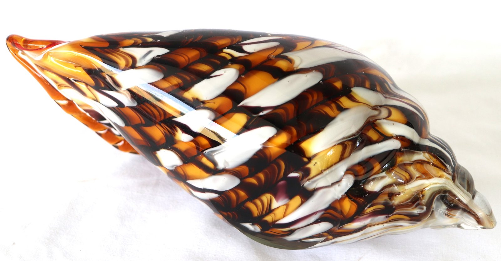 Lot FRZ-0020 - Blown Art Glass Conch Shell Sculpture (FRZ-0020) (image 3)