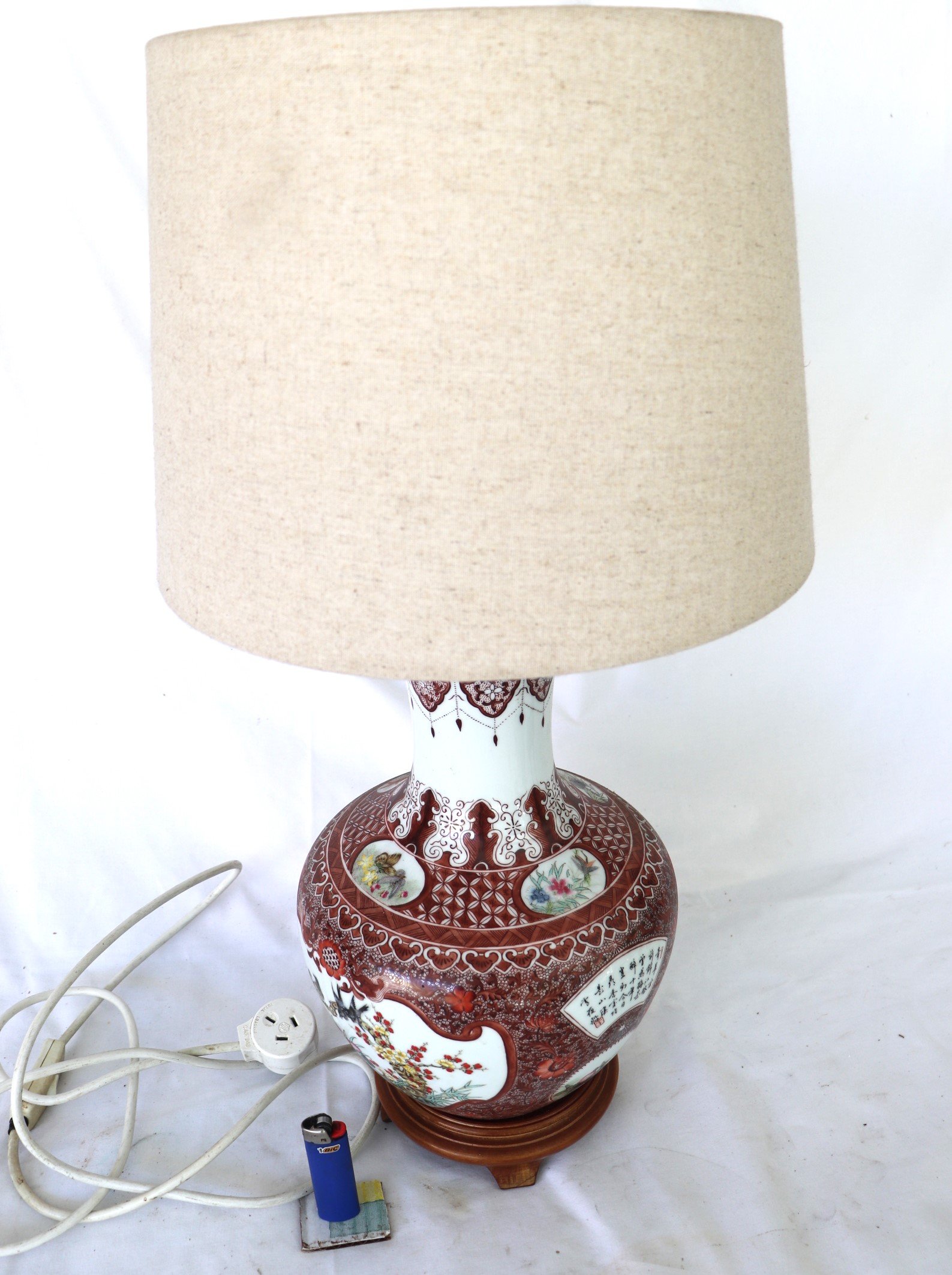 oriental ceramic table lamp with beige shade