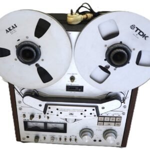 Akai GX-636D reel to reel tape deck front view