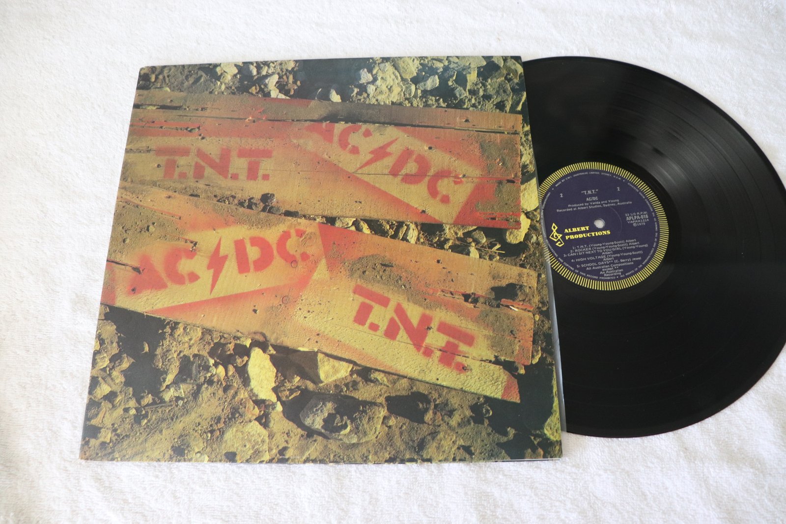 AC/DC TNT original Australian Albert Productions pressing