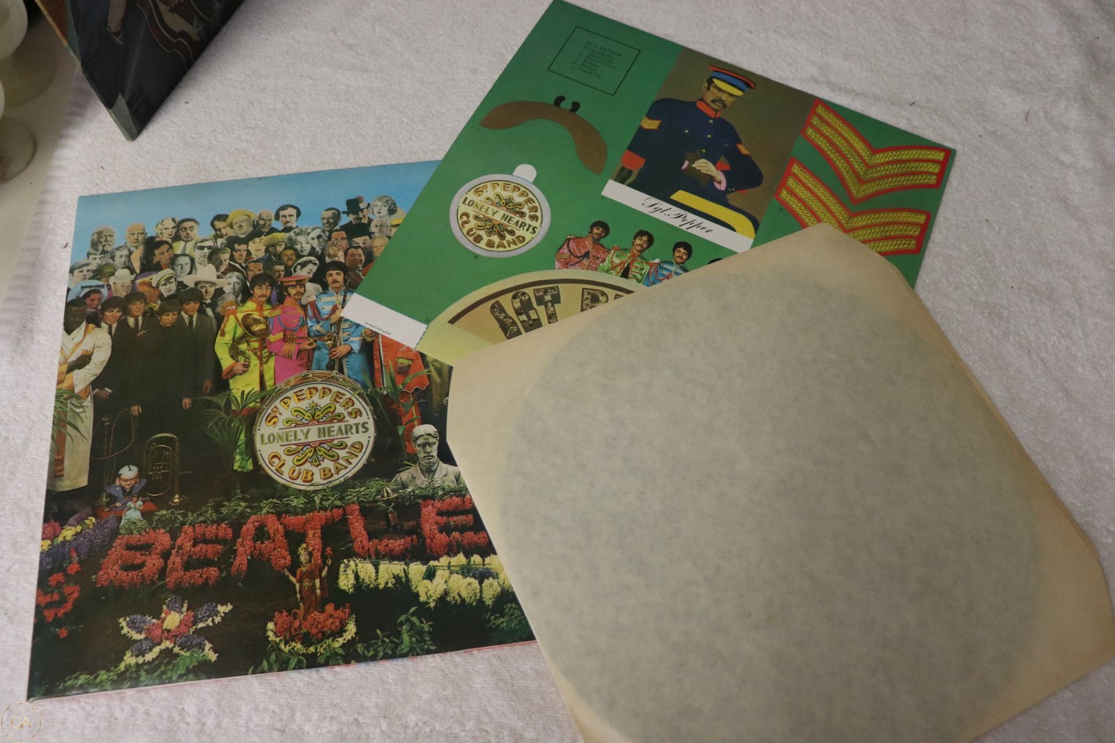 Lot MM-0093 - The Beatles – Sgt. Pepper’s Lonely Hearts Club Band (Parlophone Vinyl LP) (image 5)