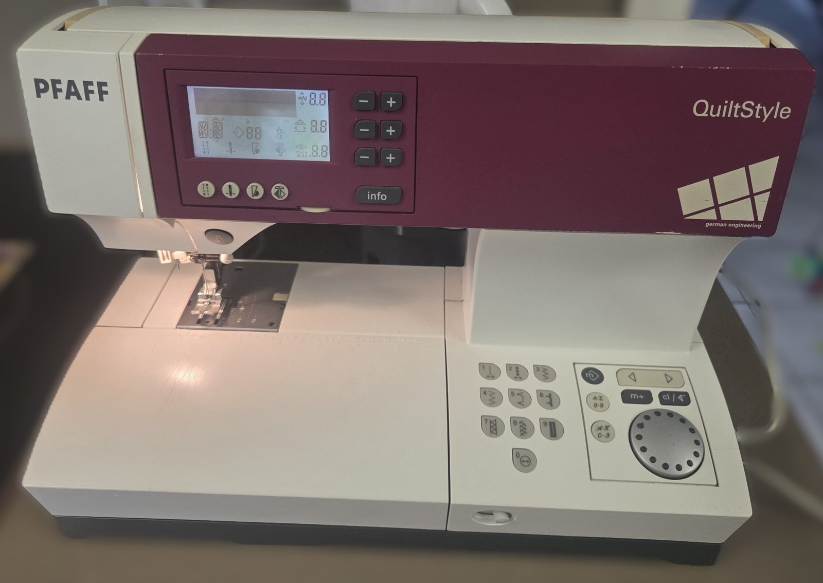 PFAFF QuiltStyle sewing machine front view