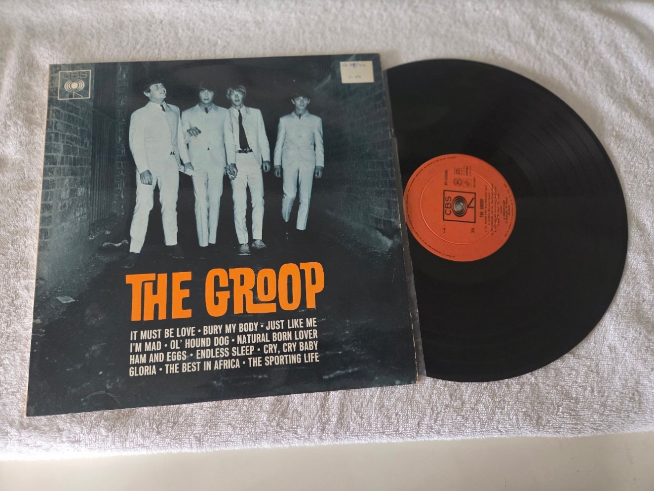 LOT 081 - The Groop – The Groop (1966 Australian Pressing) – Rare Aussie Beat/Garage LP