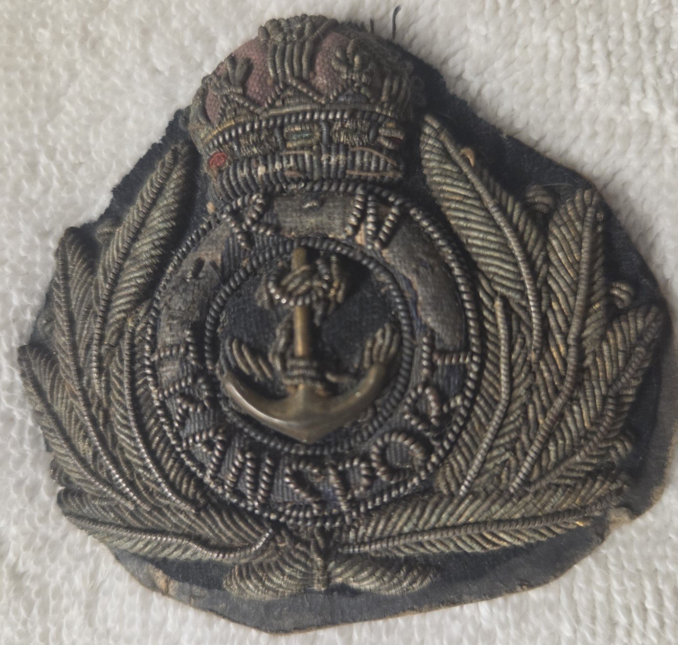 WWII era Royal Navy embroidered naval badge reverse