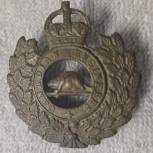 Rear view Canadian Light Infantry badge missing pin