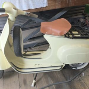 Piaggio Vespa 50 restored cream front view