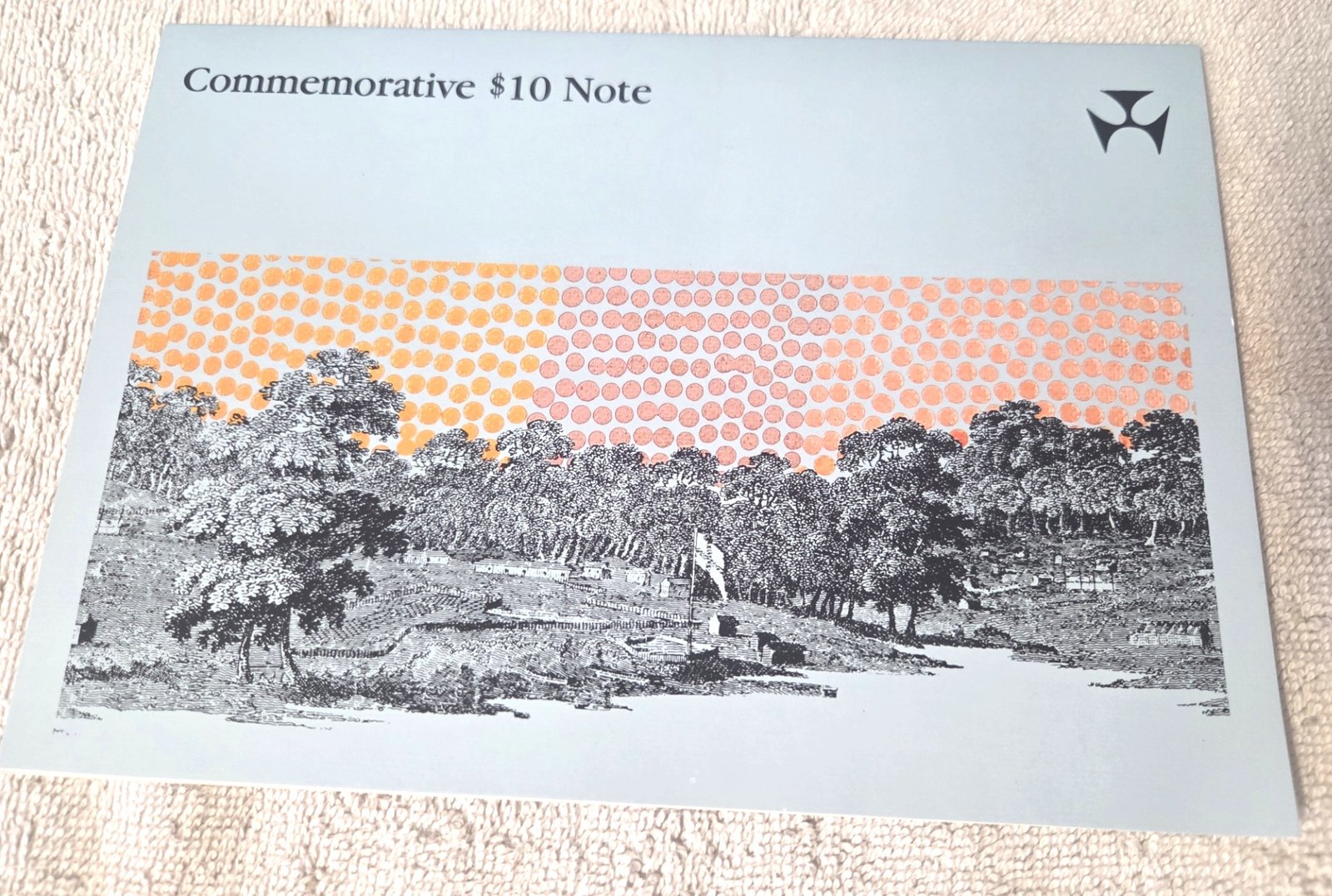 LOT 22 - 1988 Australian Bicentenary Commemorative $10 Polymer Note Folder - Image 3