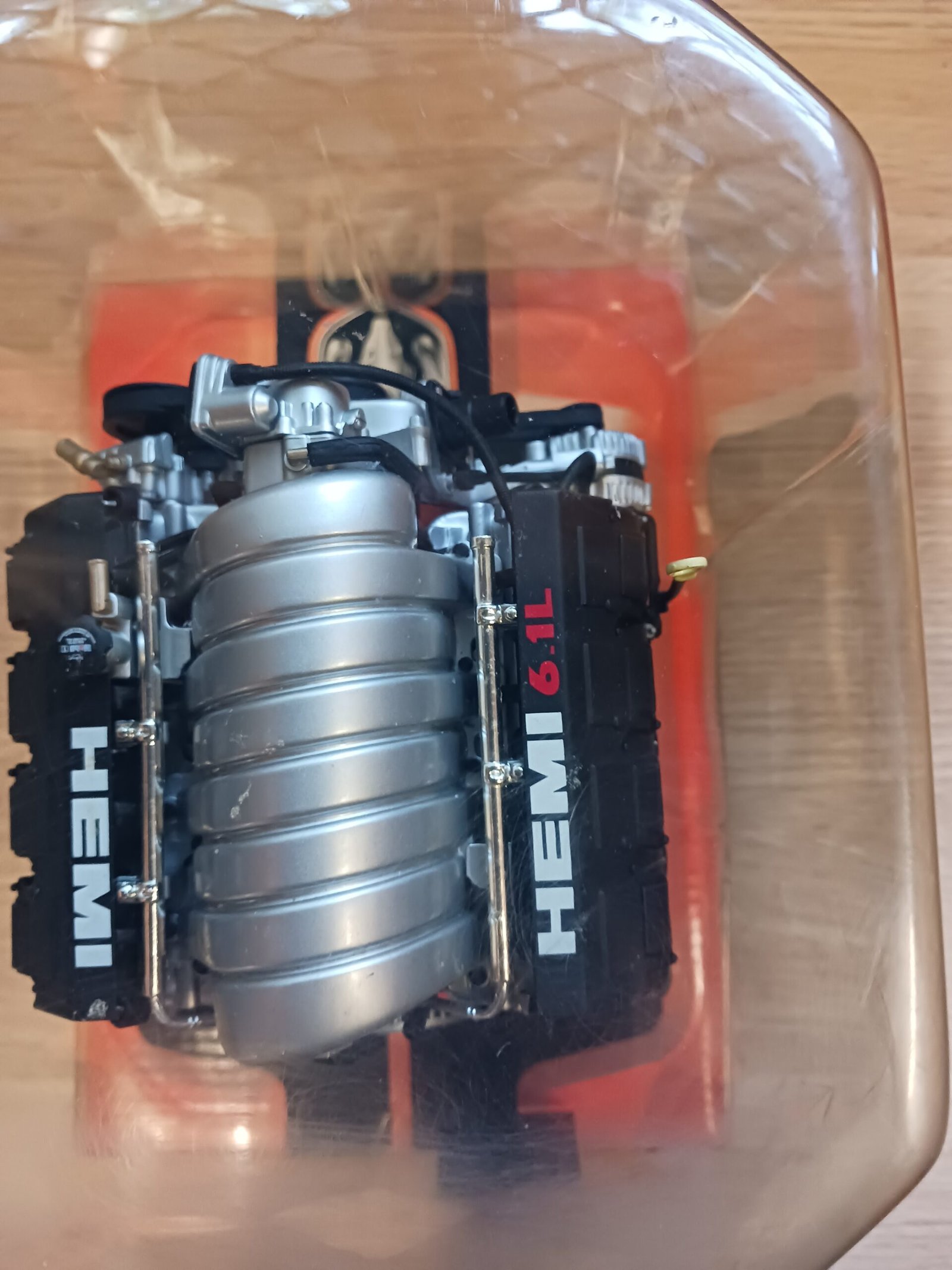 Top view of HEMI engine collector model