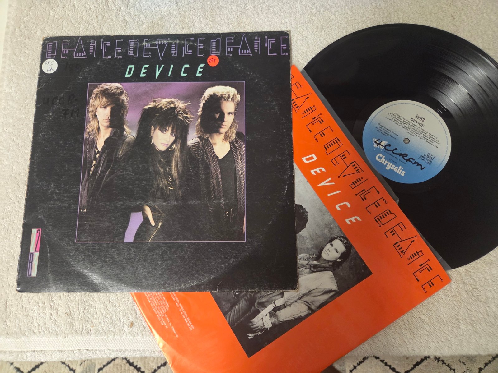 Device 22B3 LP front cover