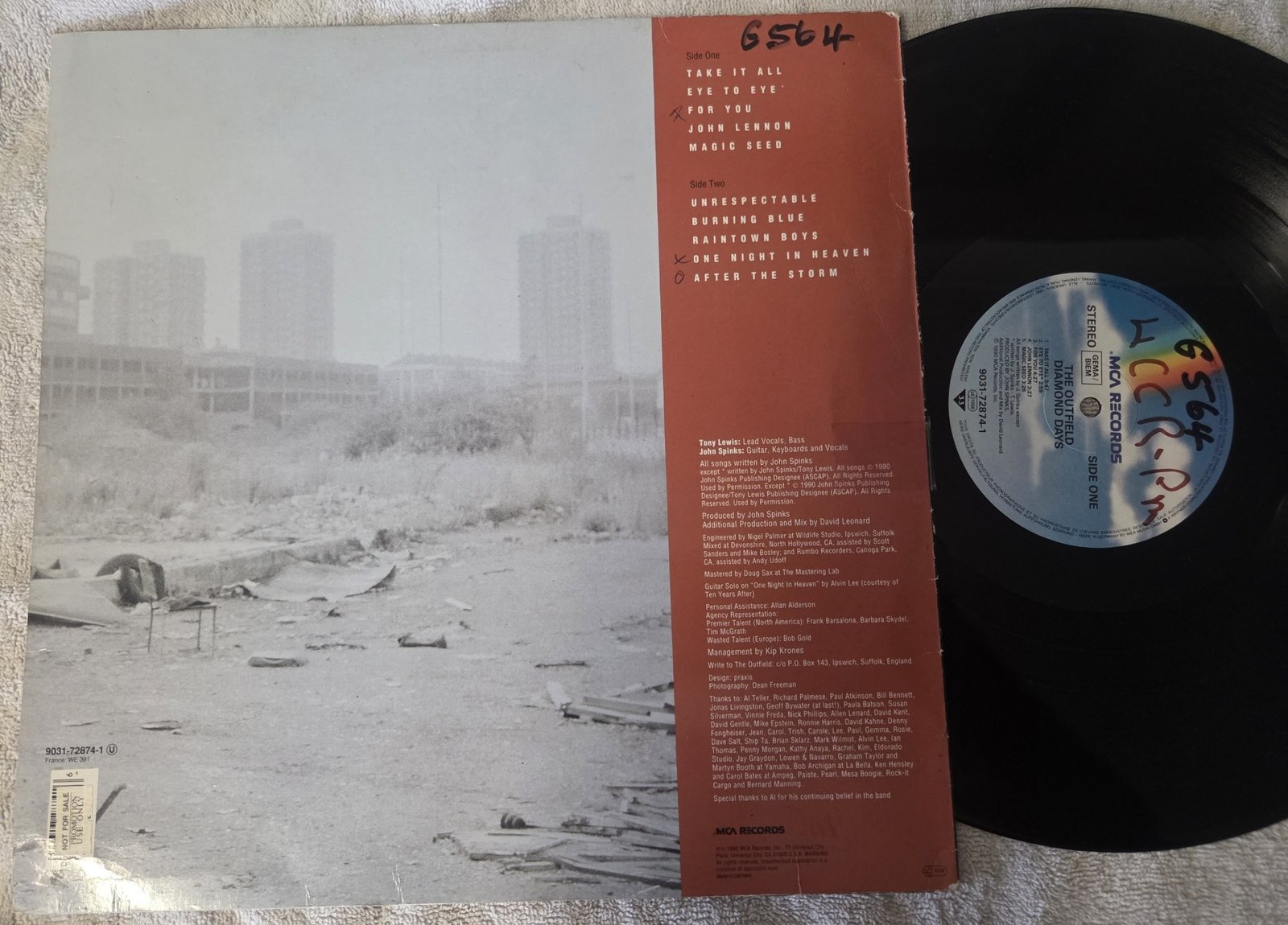 Diamond Days record by The Outfield on MCA Records