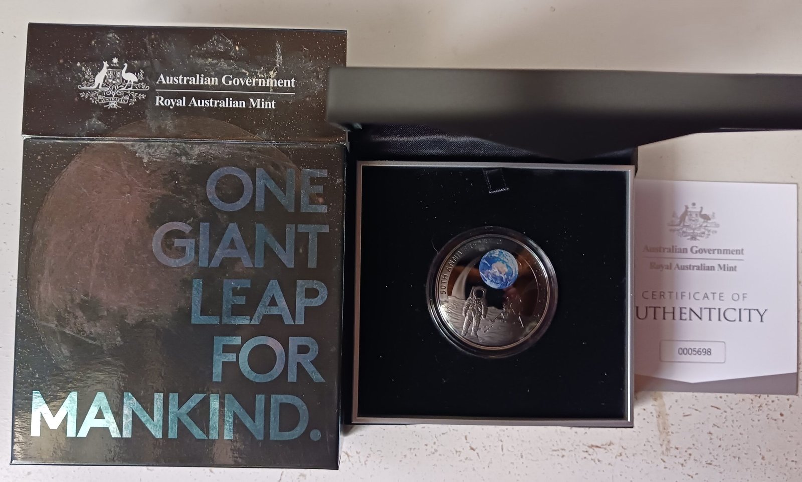 LOT088 One Giant Leap For Mankind 2021 Silver Proof Coin