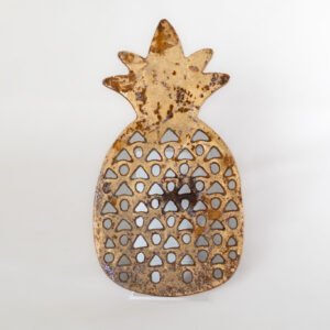LOT020 vintage cast iron pineapple trivet front view