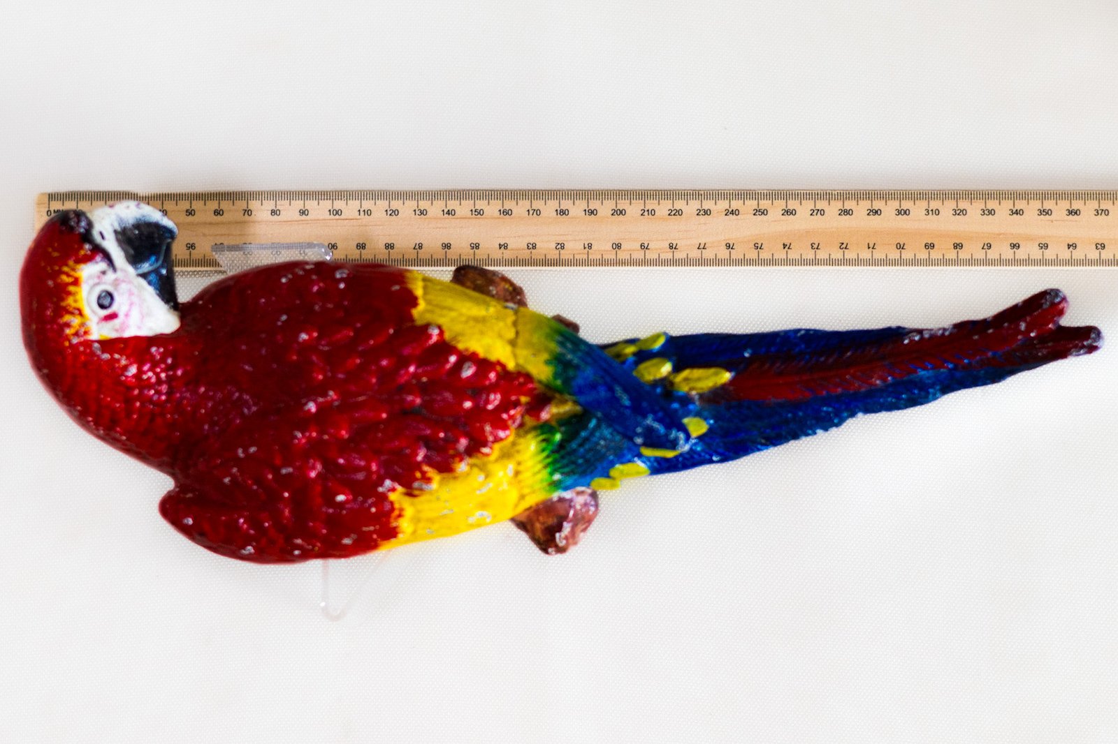 LOT 003 - Colourful Cast Iron Parrot Wall Decoration - Image 3